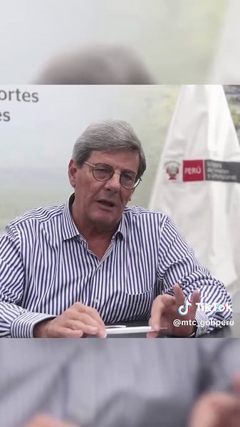 #HablaRey 📢 El titular del Ministerio de Transportes y Comunicaciones, Rafael Rey Rey detalló que se ha puesto en vigencia el acuerdo de servicios aéreos entre el Perú y los Emiratos Árabes Unidos. “El objetivo es tener una frecuencia de 7 vuelos semanales Dubai - Milán - Lima, algo que me parece trascendente”, señaló el ministro Rey Rey. 🛫 ¡Dale play al video!