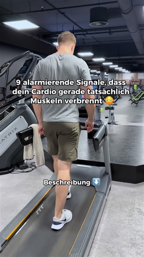 Luis Ciplajevs on Instagram: "Cardio ist nicht per se schlecht. Aber zu viel, falsch eingesetzt oder schlecht versorgt kann deinem Körper genau das nehmen, was du eigentlich behalten willst: Muskelmasse. Hier sind 9 klare Warnsignale 👇 1️⃣ Du nimmst extrem schnell Gewicht ab Großer, schneller Gewichtsverlust = hohes Risiko für Muskelabbau, weil der Körper Energie aus Muskelgewebe zieht. 2️⃣ Deine Leistung im Training stagniert oder wird schlechter Sinkende Kraft ist ein starkes Zeichen, dass Re
