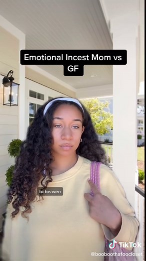 Some moms fr think they’re dating their sons😐 #skit #skits #sketch #sketches #comedy #comedyskit #comedysketch #sketchcomedy #skitcomedy #comedyskits #comedysketches #mom #son #gf #bf #mother #moms #momsoftiktok
