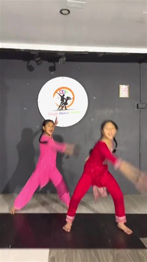 Stunning Dance Performance by Talented Girls