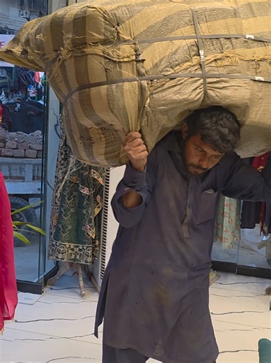 Discover New Winter Dresses at Ali Center