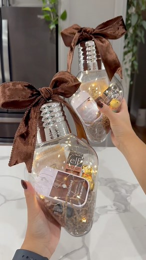 4.2M views · 36K reactions | How cute are these teddy bear jumbo ornament gifts! 笠 • • • #giftidea #giftideas #teddybear #jumbo #ornaments #jumboornaments #diy #diyornaments #christmas #christmasgiftideas #christmasgifts #diygiftideas #DIYGifts #giftideaforher | Itsjustfmae | Facebook