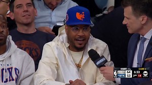 Cade Cunningham 拿下籃板就快速推進，後手運球避過Mikal Bridges 的抄截，再單手灌進 💥 然後指着場邊正在受訪的New York Knicks 名宿Carmelo Anthony 👀 - Cunningham 在頭三節攻入29分(19投11中)，助作客的Detroit Pistons 三節過後領先75-67。 Knicks 在第四節中後段打出8-0攻勢，將分差縮窄至4分 (90-86)。 - 來源：NBA、Steph Noh | 極力誌籃球 Clutch