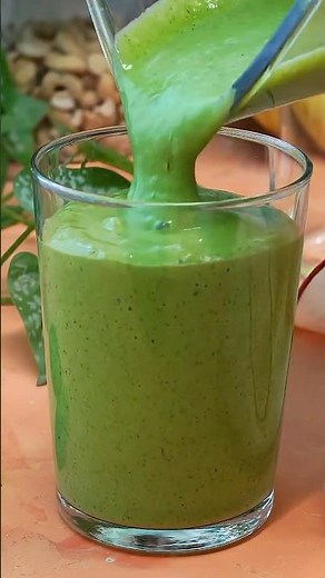 The Ultimate Healthy Breakfast Smoothie Recipe!