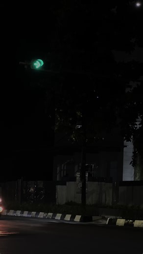 :): (@kikydylvm)’s video of wide awake