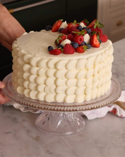 155K views · 3K reactions | Berry Chantilly Cake with layers of soft vanilla cake, fruit jam, fresh berries, and a dreamy Chantilly cream frosting is bursting with flavor that’s perfect for summer! | Preppy Kitchen | Facebook