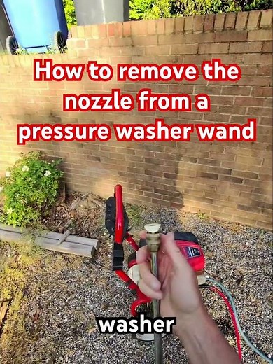 How to remove/take off the nozzle from a pressure washer wand#homefixes#pressurewashing#diy#tips