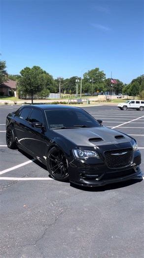 Chrysler 300: La historia de un coche legendario