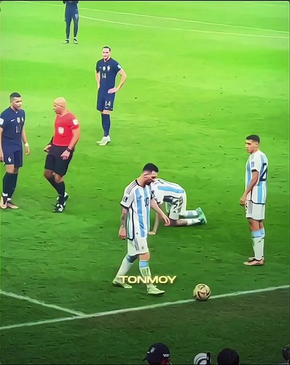 Mbappe Respecting Messi: World Cup 2022 Moment