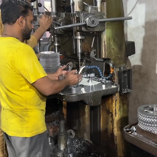 888K views · 8.2K reactions | How Motorcycle Rear Wheel Sprockets Are Mass-Produced #SprocketMaking #FactoryProcess #FactoryTour | Machine & Technology | Facebook