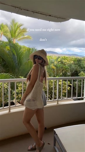 Kayline Olson on Instagram: "mom is checked out and on do not disturb☀️👙🐚🌴🏖️ #vacation #maui #hawaii"