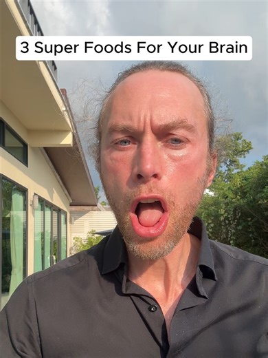 Three Essential Superfoods for Brain Health