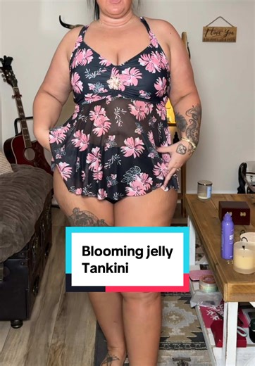 If you want coverage but still want to feel cute, this tankini is it. The flowy mesh top camouflages the tummy, the ruching snatches just enough, and it stays in place even when you move. Comfortable, flattering, and actually wearable all day.@BMJL_Luna @BloomingJelly_Official #TikTokShopJumpstartSale #TikTokShopCreatorPicks #TankiniStyle #SwimsuitTryOn #FlatteringSwimwear
