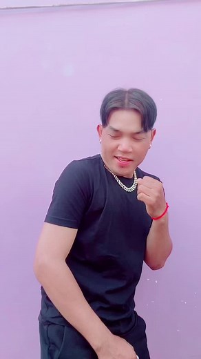 Expressive Communication Through Movement and Gesture