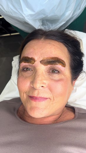 Microblading: Eyebrow Transformation and Training Options