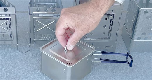 Versatile Box-Pot shows campers that it's hip to be square