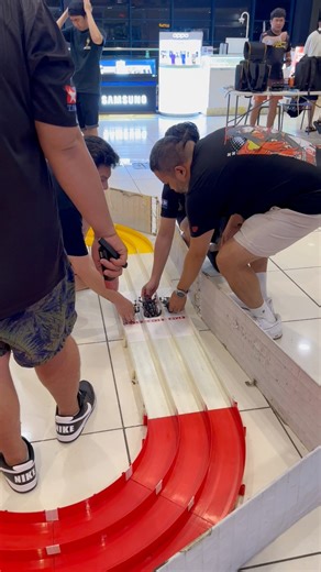 Tti lloyd on the run! Open class ratratan tamiya mini4wd race at waltermart makati by HNRC #fblifestyle | Tamiya Newbie PH