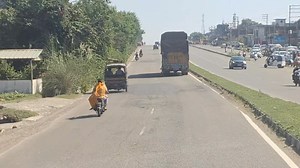 126K views · 1.6K reactions | Dakho is auto wala ko #truckdriver #driverlife #driverboi | Driver Boi | Facebook