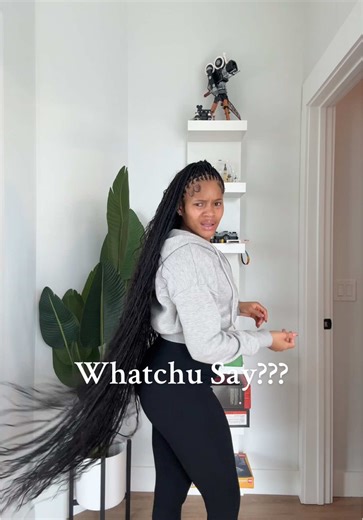 Both actually. 40” bussdown (boho knotless) braids 👏🏽👏🏽 #longbraids #bohobraids #fyp