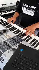 4K views · 228 reactions |  No merecía Tanto Amor.. . . . #piano #pianocover #pianotutorial #pianolessons #clasesdepiano | Tu Clase De Piano | Facebook