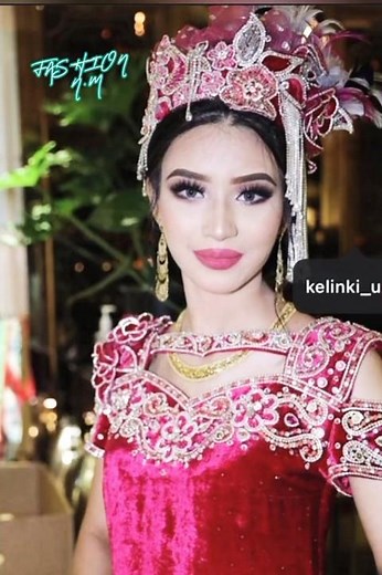 "O'zbek Kelinlari: Betakror Liboslar" #shorts #fashion #dress