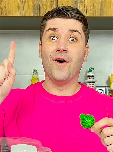 Injecting Watermelon Candy With Syrup! 🍉💉 #candyhacks #watermelon #foodexperiment #gummycandy #oddlysatisfying