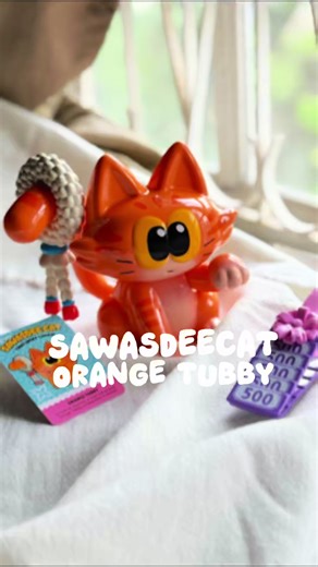 Unboxing Sawasdeecat 200% : Orange Tubby น้องแมวสุดคิวท์ ที่มาพวงมาลัยน่ารักๆ งานดีเทลดีมาก สาย Art Toy ที่เป็นทาสแมว บอกเลยว่าห้ามพลาด >> @Sawasdee cat and friends #unboxing #arttoy #sawasdeecat #cat #designertoys