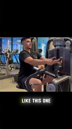 Hunchback reversal workout in bio – follow it step by step