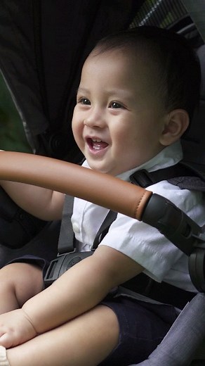 Meet the newest Chicco Corso LE Modular Travel System! 🙌🏼��Corso Modular Travel System features four modes of strolling with both forward-facing and rear-facing modes, plenty of storage, AND comes paired with our #1-rated KeyFit 30 Zip Infant Car Seat for day one convenience. ��Exclusively available at any Chicco boutiques and Ollie & Co stores nationwide!��Shop online: 🛒 Ollie & Co Viber Community - https://bit.ly/OllieViber ��#chiccoph #chicco #corsomodularstroller #modularstroller #chiccos