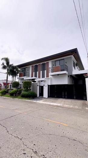A Bright & Modern Home in BF Homes Parañaque 🎥🏠 Watch the Full House Tour on Youtube ▶️ #presello #realestate #housetour #presellotiktok #preselloofficial #presellofam