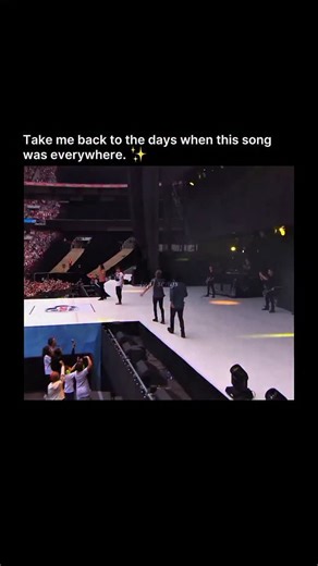 Songs | Music | Lyrics | That moment when the chorus doesn’t belong to the stage anymore — it belongs to everyone. ✨ When One Direction performed “What Makes You... | Instagram