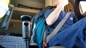 This is how you shift a 13 speed transmission | USA Trucker Life