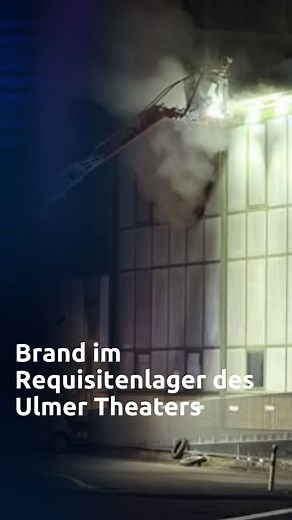 Regio TV Schwaben on Instagram: "Brand im Requisitenlager des Theaters Ulm! Feuer in der Nacht – 100 Einsatzkräfte vor Ort. Kripo ermittelt. Ob der Theaterbetrieb betroffen ist, bleibt offen. #Ulm #Brand #TheaterUlm #Feuer #Requisitenlager #RegioTV"