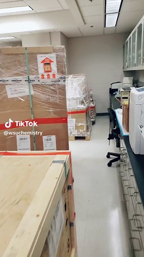 Let’s go! The new ion mobility mass spectrometer from Bruker has arrived! The high resolution and high accuracy mass spectrometer will be used to characterized small quantities of drug and biomolecule compounds. The instrument will be housed in the #LumigenInstrumentCenter’s #MassSpectrometry Lab. #LIC #wsuchemistry #chemistryindetroit