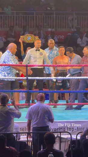 #FijiTimesSports | The new Lightweight WBA Oceania Title holder Mikaele Ravalaca defeating Francis Chua. Referee stopping the bout in round 7. 🎥 JO RAVULA | The Fiji Times