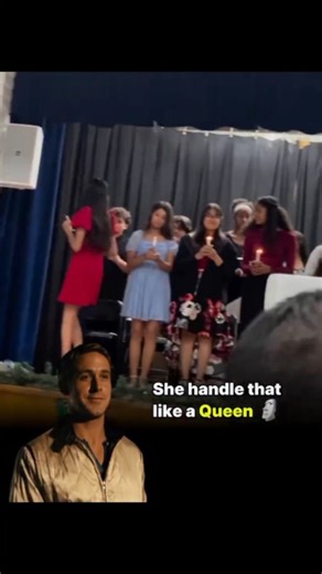 Epic Stuffs on Instagram: "在日本，研究人员正利用智能人行道将日常活动转化为清洁能源⚡。这些道路内嵌特殊的压电材料，可以从行人的脚步中收集动能。当人们行走、奔跑或跳跃时，路面会轻微变形，从而产生机械压力。压电晶体将这种压力转化为电能🔋。 这些能量可用于照亮路灯、为公共显示屏供电，甚至监测行人流量。这种技术不仅减少了能源浪费，还展示了未来城市的无限可能🌍。 在东京、京都等城市的试验区，人们的每一步都在为绿色地球贡献力量💚。科技让生活更环保，也让每一个脚步更有意义✨ #日本 #科技 #创新 #可持续 #绿色能源 未来城市 环保 知识 事实 推荐 你知道吗 技术 实验 热门"