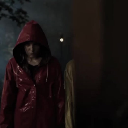 Ketchup and Mustard Scene Breakdown with Millie Bobby Brown