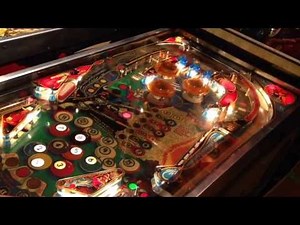 1981 Bally Eight Ball Deluxe Pinball Machine in action