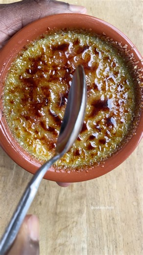 🆃🆁🆄’🆂 🅺🅸🆃🅲🅷🅴🅽 🌾 | CRÈME BRÛLÉE PISTACHE FRAMBOISE Pour deux personnes : -250g de crème entière liquide -2 jaunes d’œufs -15g de sucre -1 cuillère à... | Instagram