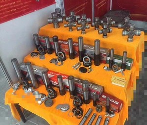 [Hot Item] Truck Trailer Heavy Duty Commercial Vehicle Dana Meritor R202003 King Pin Kit