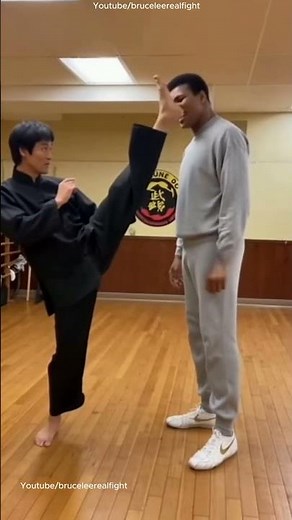 Muhammad Ali Learns the Ultimate Kick from Bruce Lee