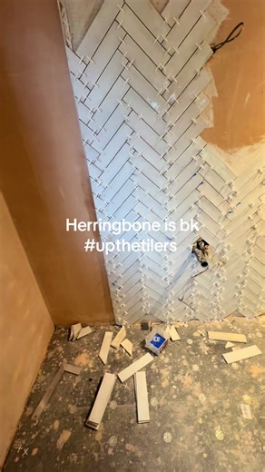 Master Herringbone Tiling Techniques