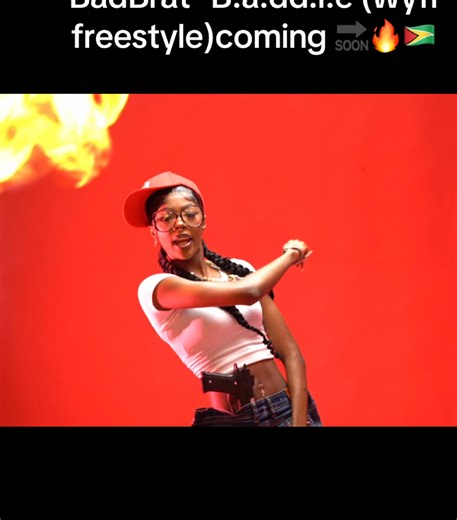 Yo DJ @MAC 🇯🇲 Nuh broke man to mi “PLATINUM BUFF🥇”🔥🇬🇾 BadBrat- B.A.DD.I.E(wyfL freestyle )coming 🔜 Like ❤️, comment ✍🏽& share . . . . . 📸Videographer/ photographer : @FiveStarProductions_gy 🎙️Producer : @Cho_beatz_prod 👖Jeans: Annada Anthon #fyp #viral #trendingvideo #dancehall #draft