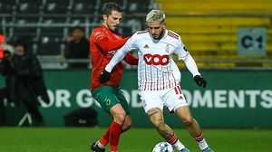 Pro League : Le KV Ostende arrache trois points au Standard qui s’enfonce, s’enfonce…. - RTBF Actus