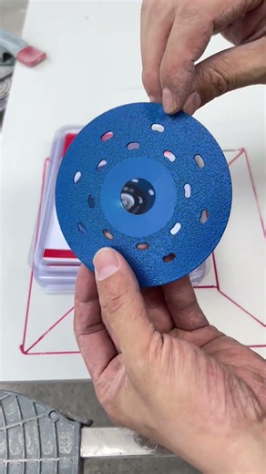 This Saw Blade Cuts Everything 😱 Diamond Power Test #Shorts