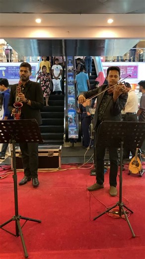 Live music, live entertainment... 🎶 #kcc #kandycitycentre #worldspice #worldplay #multiplex #snax #fresh #cafewalk #bakesandcakes #terracebar #srilankan #visit_kandy #kcc_entertainment #kcclivemusic #kccentertainment #livemusic | Kandy City Centre - KCC