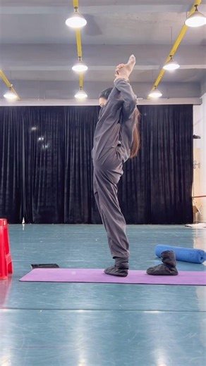 Insane Back Flexibility 😱 | Extreme Stretching Training | Advanced Yoga & Dance Practice