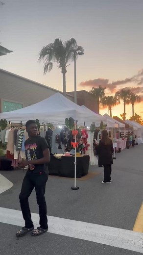POV: You found your new favorite activity to do in Kissimmee, FL. Join us every Thursday at 6 pm for our Promenade Plaza Thursday! | Promenade at Sunset Walk