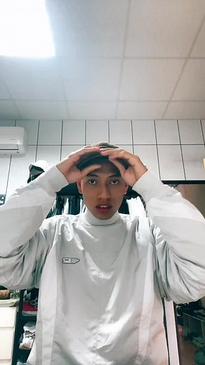 Hand Movement Techniques for Expression