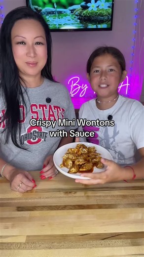 Crispy Mini Wontons with Sauce Recipe #easyrecipe #recipes #asian #wontons #sauce